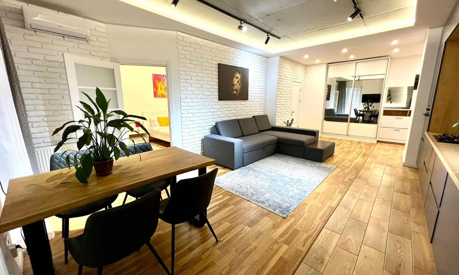 Osapart Romantic Apartment In The Complex Great Britain Lviv